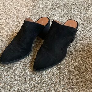 Black Mules